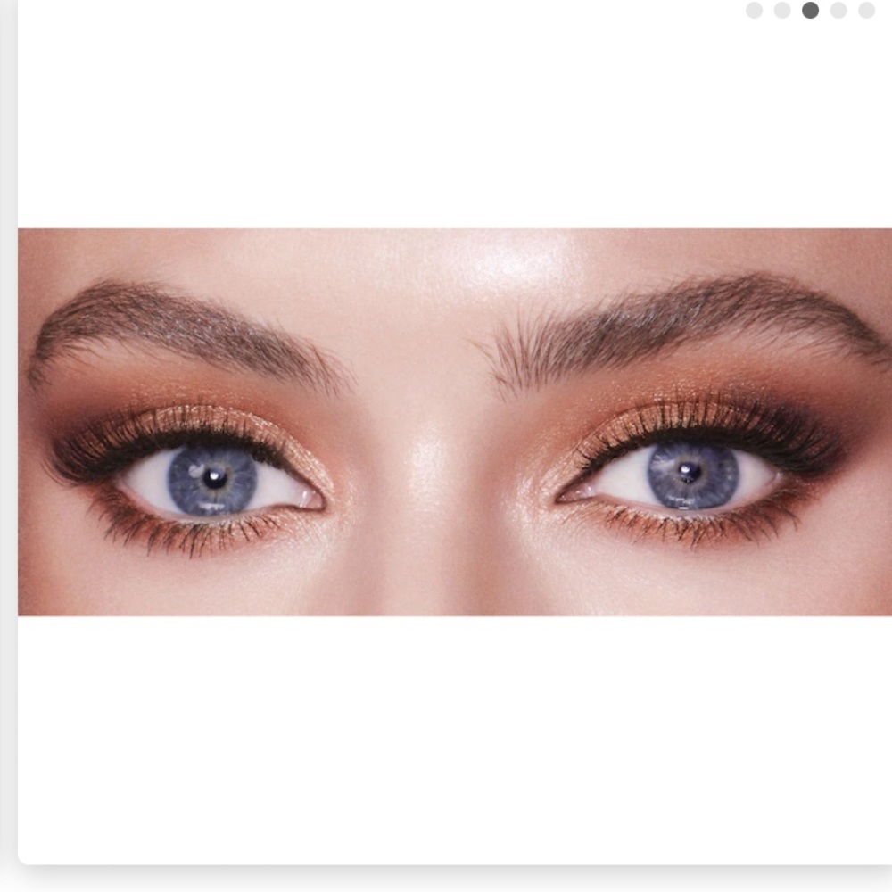Charlotte Tilbury Queen of Glow Eyeshadow Palette